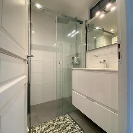 Le Marais Cosy Apartment